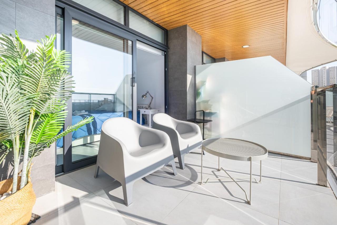 בנידורם Sunset Waves Deluxe Apartments Poniente Beach Resort מראה חיצוני תמונה