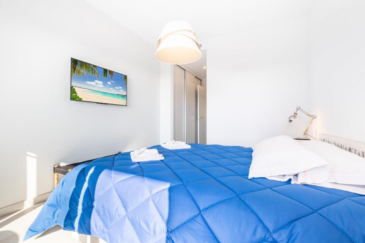 בנידורם Sunset Waves Deluxe Apartments Poniente Beach Resort מראה חיצוני תמונה