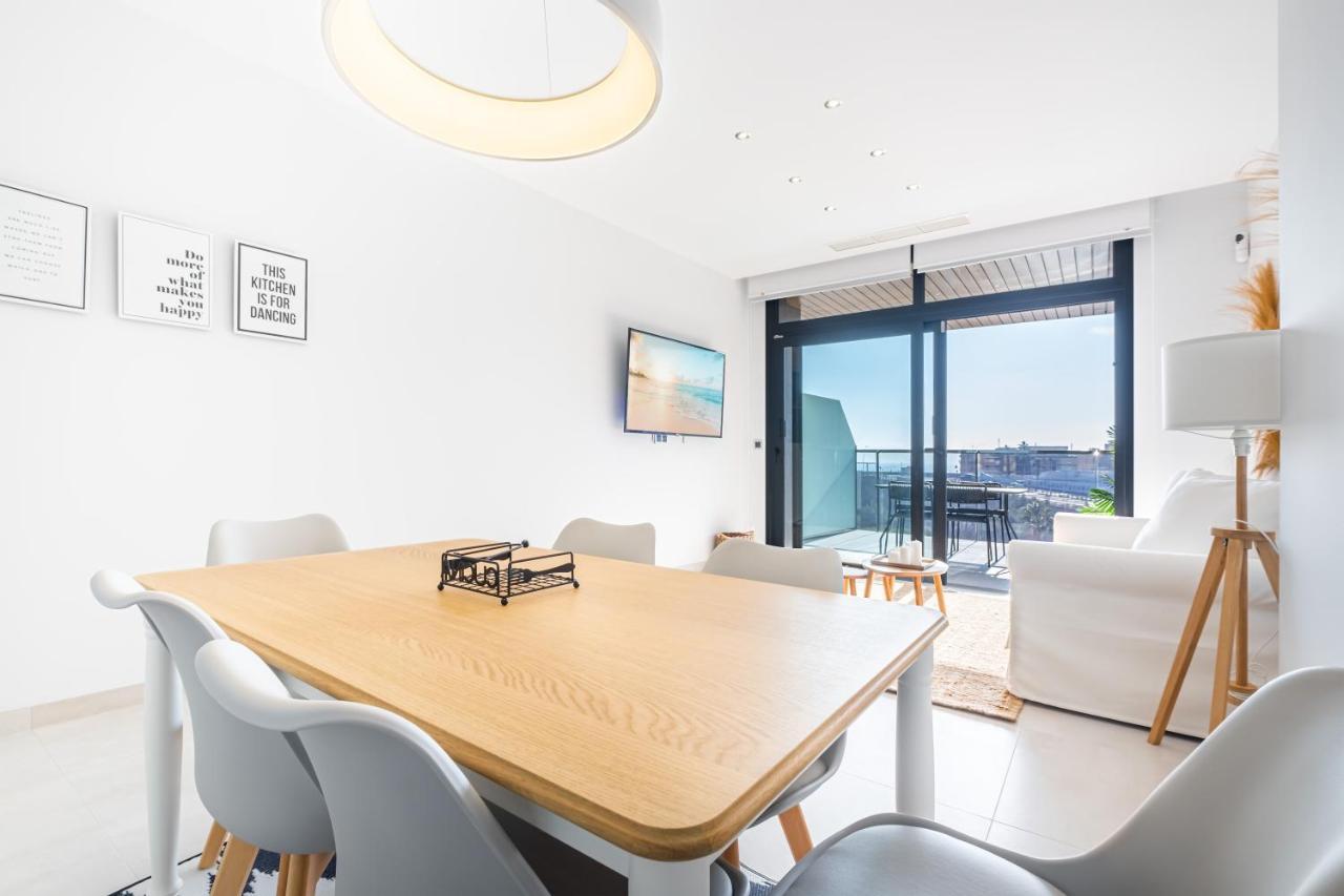 בנידורם Sunset Waves Deluxe Apartments Poniente Beach Resort מראה חיצוני תמונה