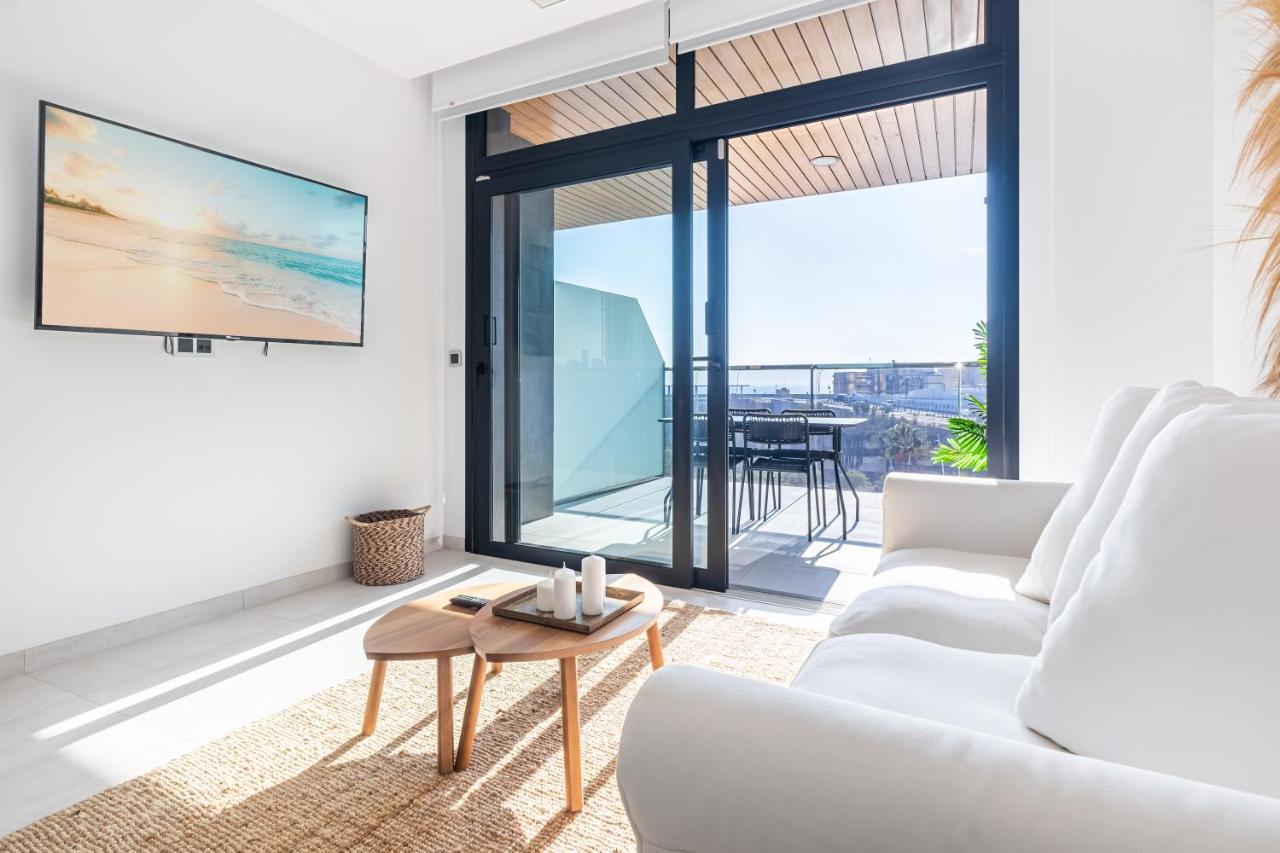 בנידורם Sunset Waves Deluxe Apartments Poniente Beach Resort מראה חיצוני תמונה